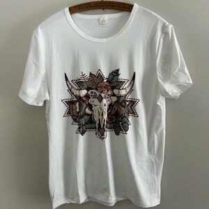 Women’s large White short sleeve with Aztec Skull Design